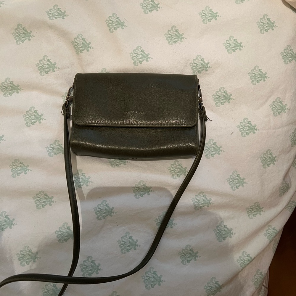 Matt & Nat Mini Crossbody